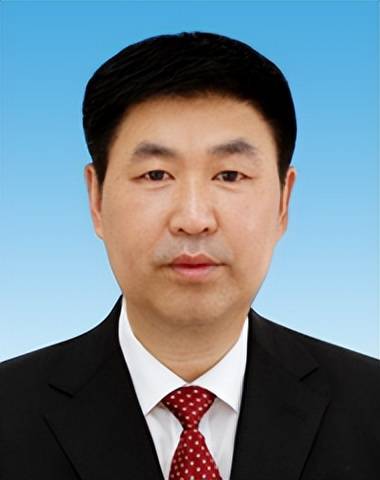 副市长;烟台团市委书记,党组书记;莱州市委副书记,市长,市委书记;淄博