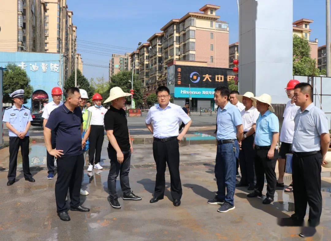 程新宇深入部分学校项目建设现场开展"教育督导日"活动_新一中_道路