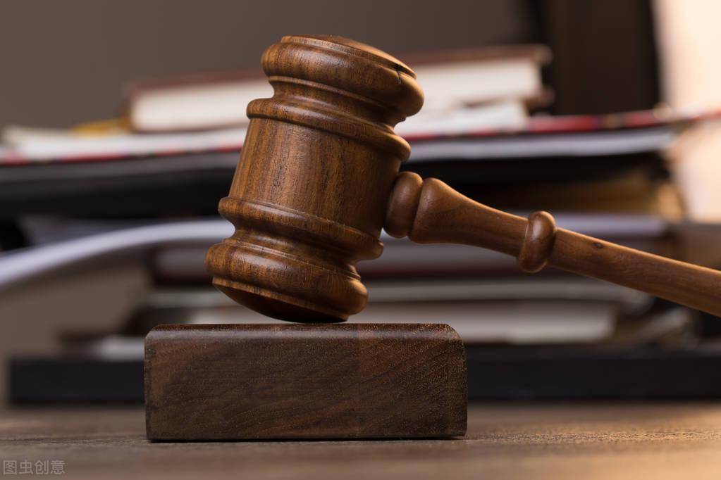 权力你见过这样一台天平在真相与谎言之间玩弄障眼法你见过这样一种