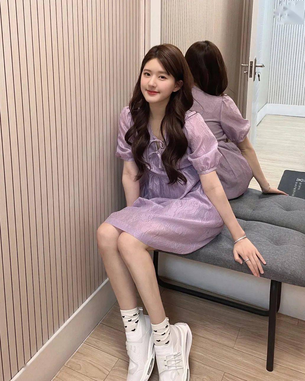 赵露思深夜"约会"吴磊被偷拍?真的在一起了._男女_什么_自带