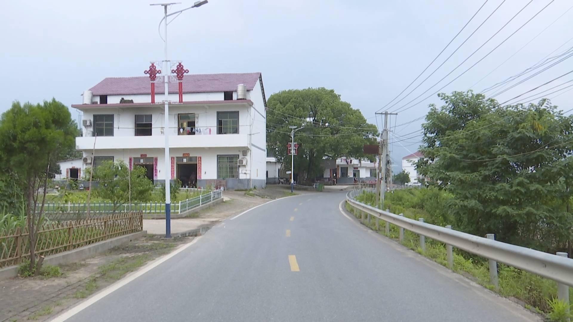 南昌县冈上镇加快项目建设打造宜居美丽乡村