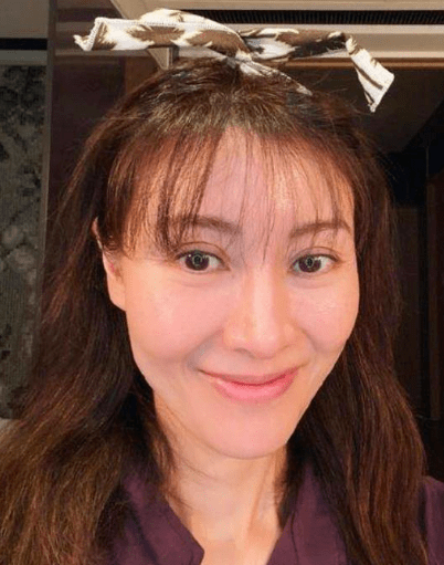 李嘉欣突然假脸了生图把我惊呆了