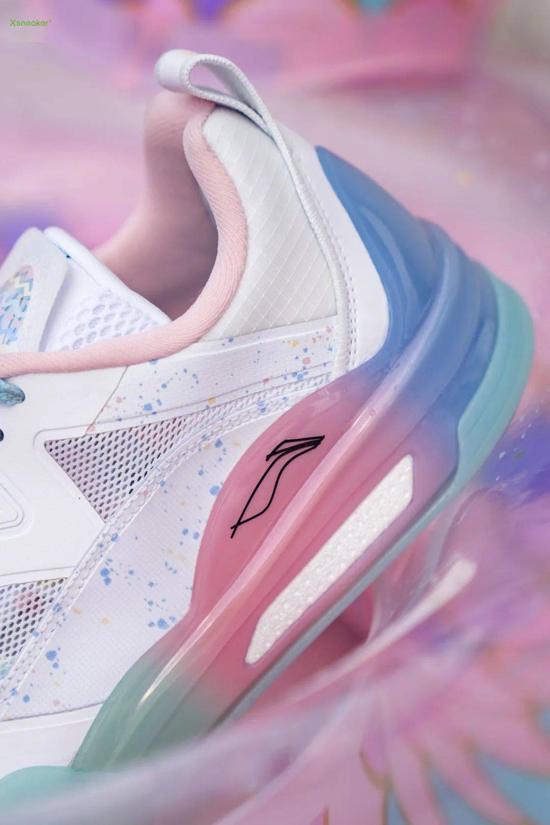 发售lining李宁灵腾彩蛋纯白