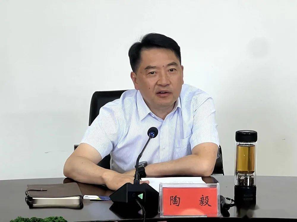 区委,区政府召开招商引资座谈会_昭阳区_企业_陶毅