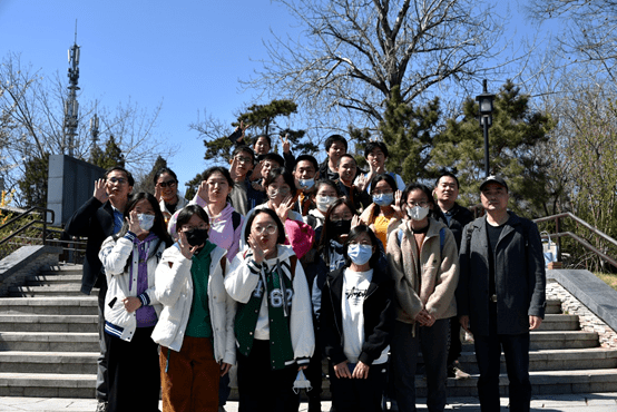 春风十万八千里不负韶华不负春北京中学高一年级328游记