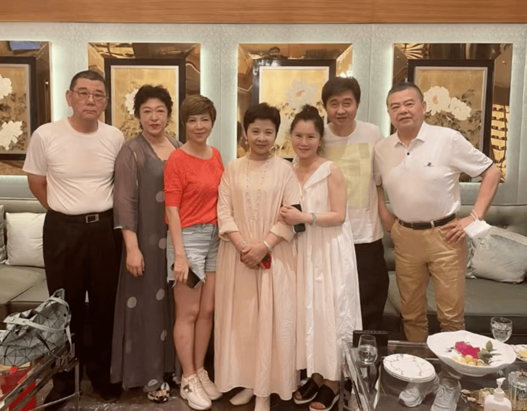 那一种_头发_显得