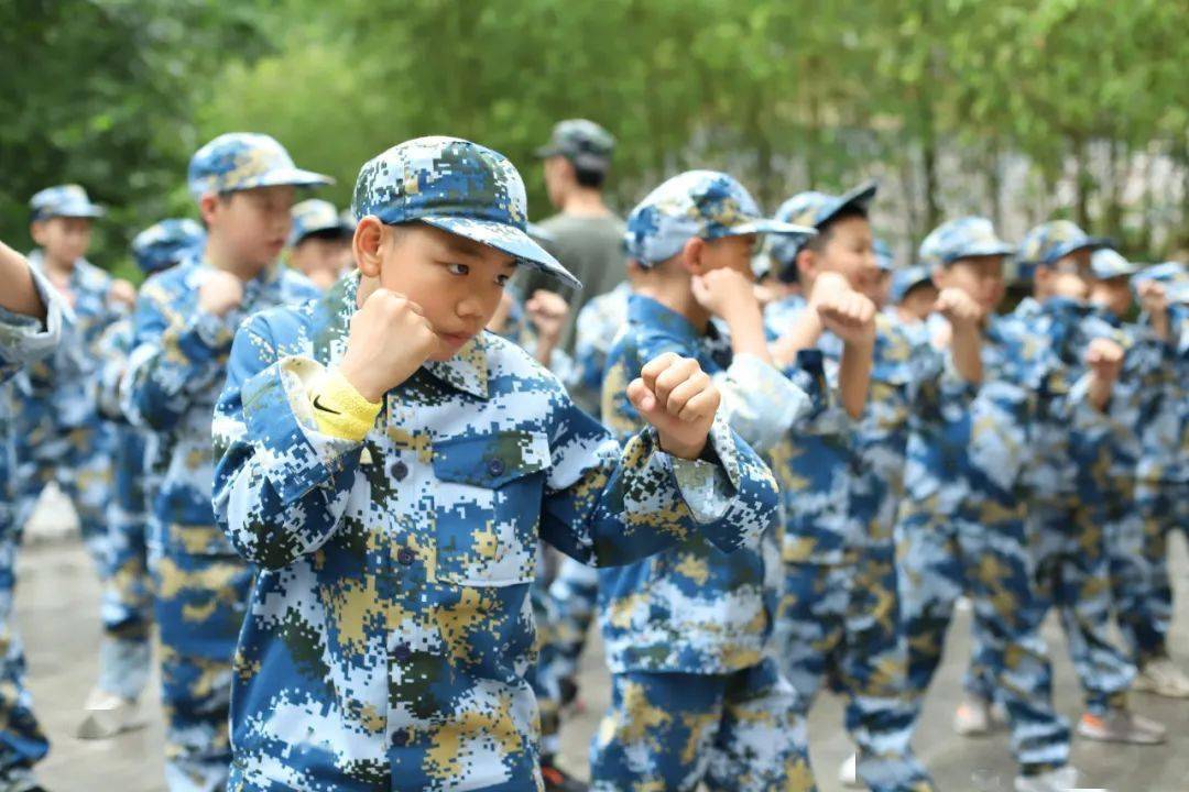 夏令营_小营员_孩子