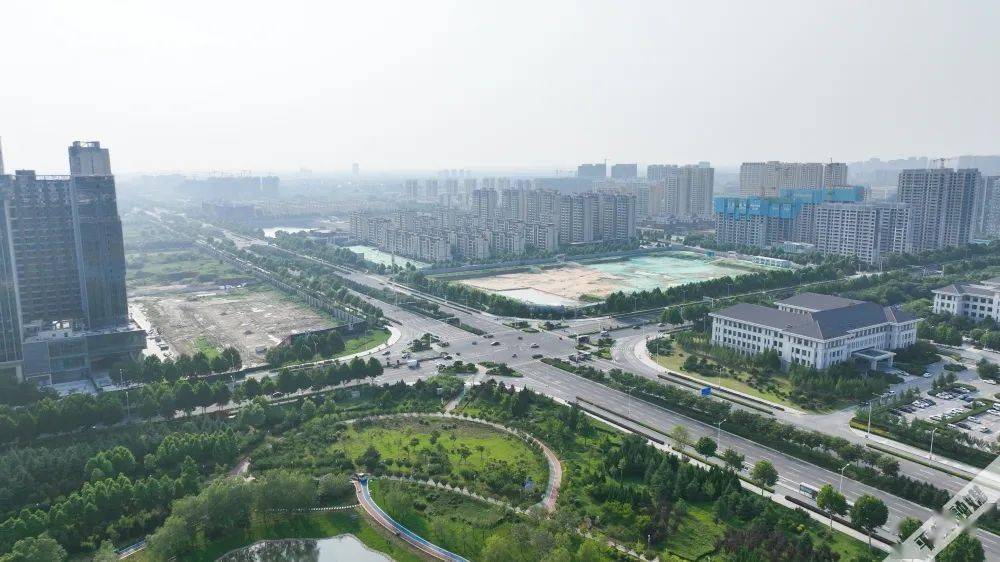 硬化,美化,靓化这是平度向上的姿态看,万丈高楼平地起于不经意间变了