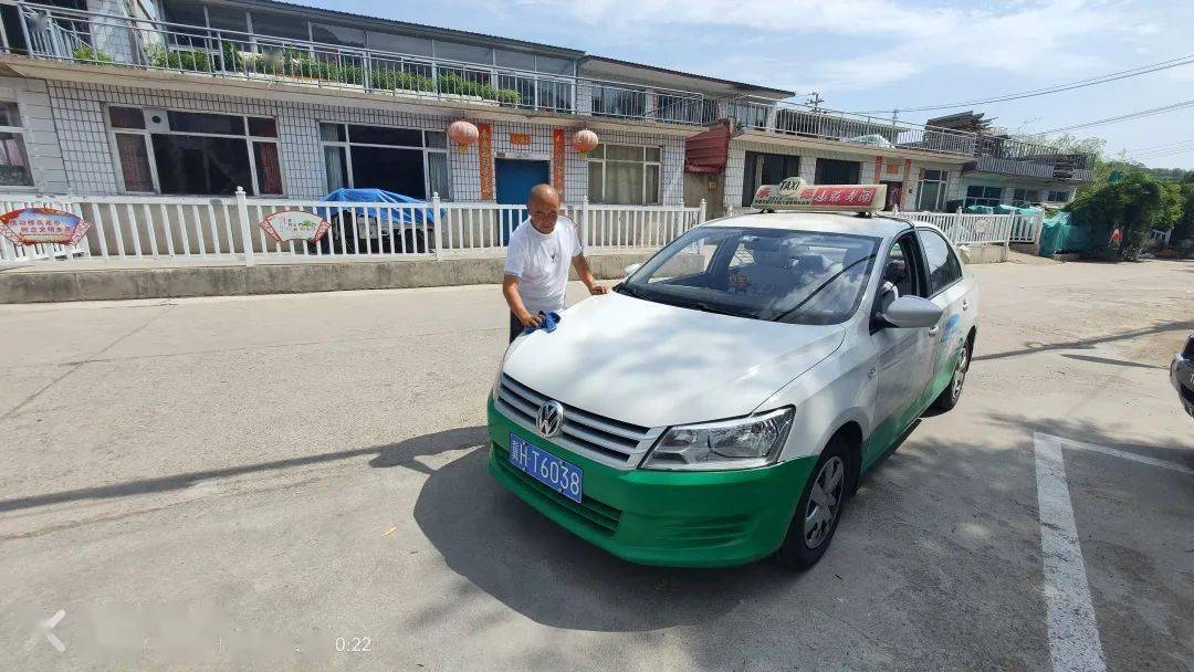 承德:女子打车去水库轻生,出租车司机这样做你觉得对吗?