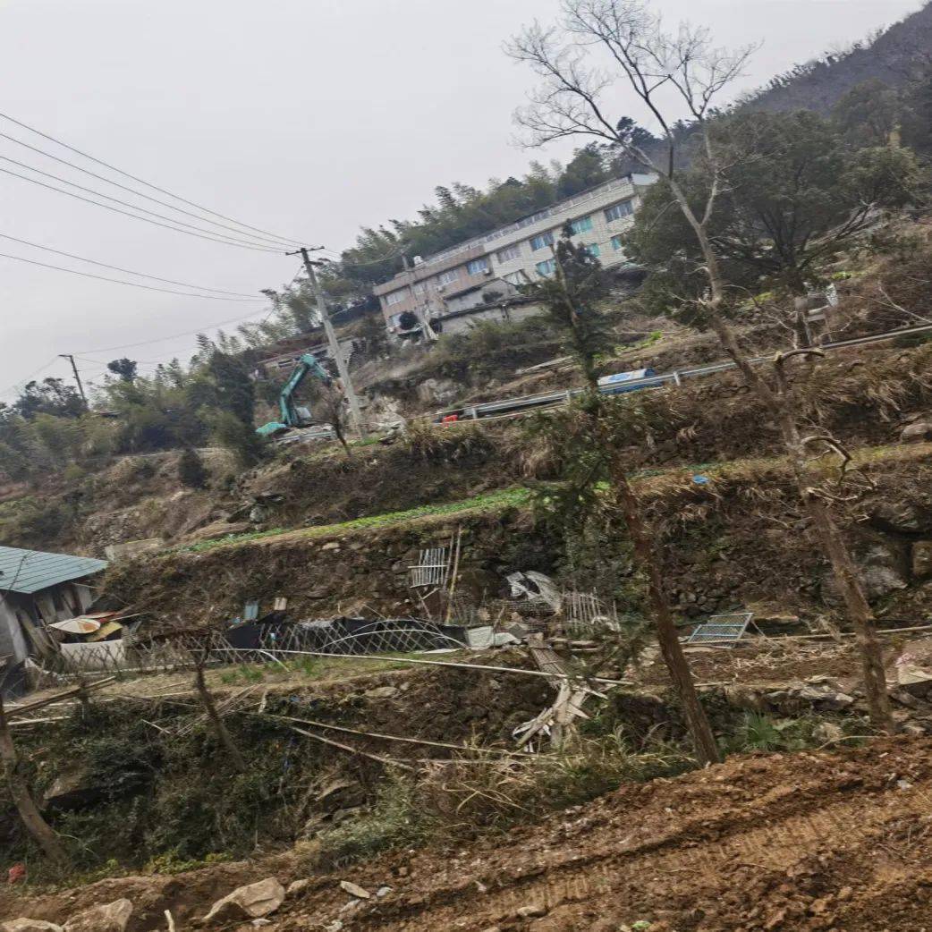 智仁鄉太湖山景區道路項目改造工程改造前黃泥岙自然村路段改造前