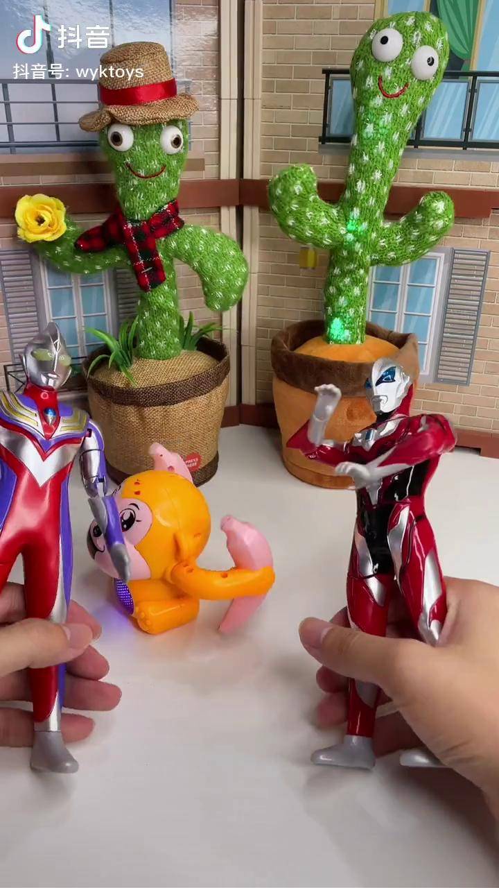 儿童玩具儿童玩具视频奥特曼哈哈小猴子来表演了翻滚猴子