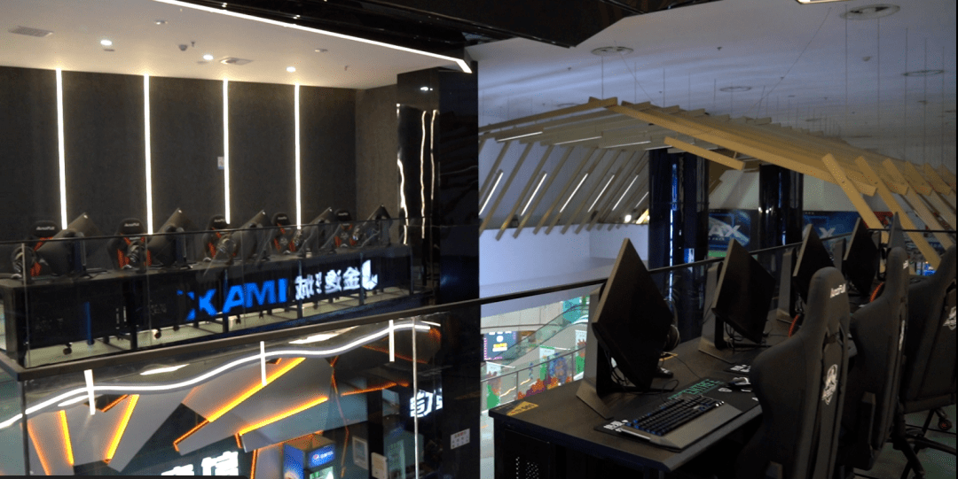 武汉绿树电竞(人信汇店)前来报道!