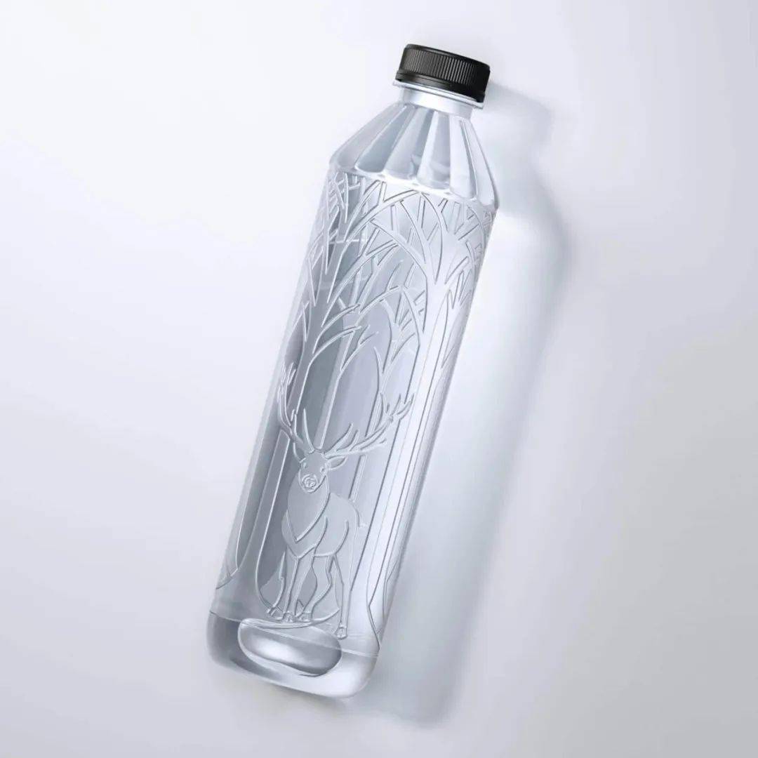 国外创意矿泉水瓶设计图片