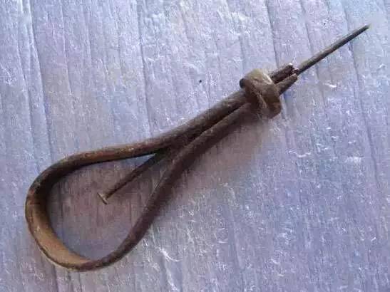 小时候_低头_年代