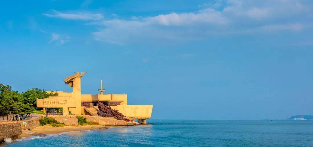 比三亚便宜比青岛人少中国这座被遗忘的海滨老城安逸的让人不想离开