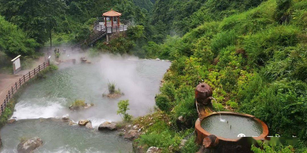 没说错,这里是整个尼珠河大峡谷当中的一处"微缩"景区,包括连续的小型