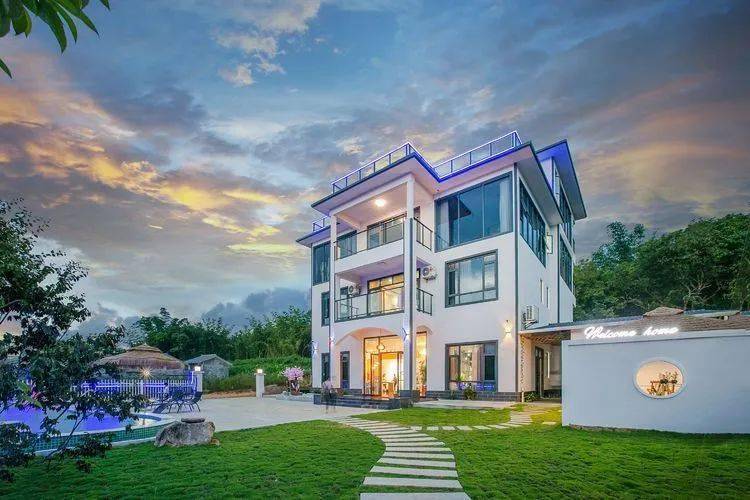 仅此一套!南昆山现代风网红10房泳池民宿来了!_按摩_高清_玻璃窗