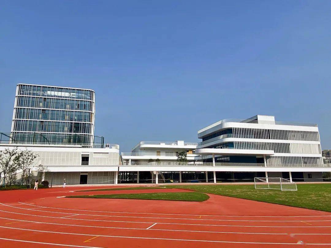 杭州市硅谷小学,9月开学!_白马湖_未来_创新