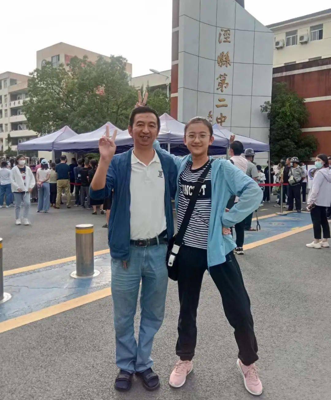 稼祥中学名师风采向进春华秋实爱是沟通心灵的钥匙