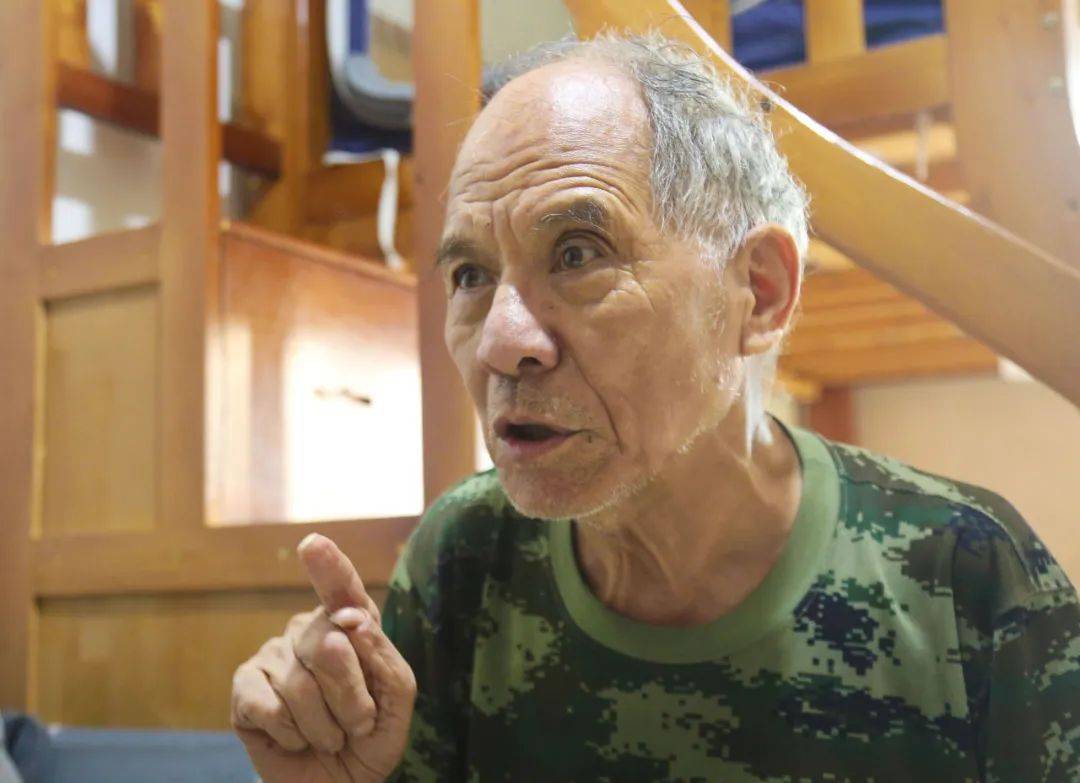 徐州捕蛇奇人_董文武_毒蛇_眼镜蛇