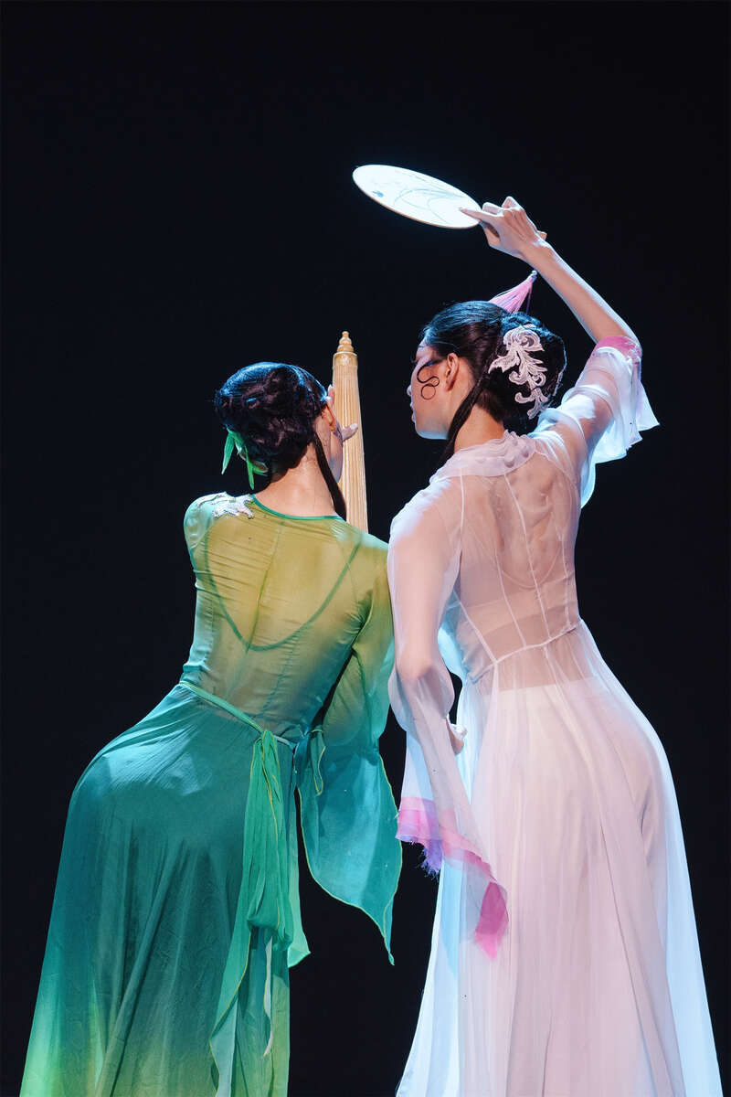 东方的雨后入围第十三届荷花奖终评