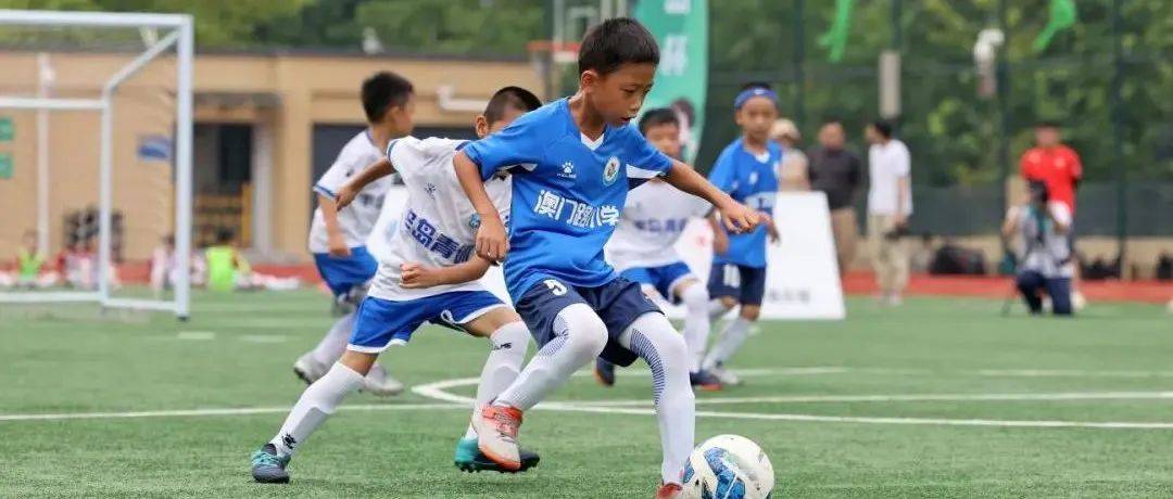 绿茵竞技 星耀市南——2022年市南区社区运动会暨首届“半岛杯”少儿足球比赛火热开赛_1_CBA_市南区