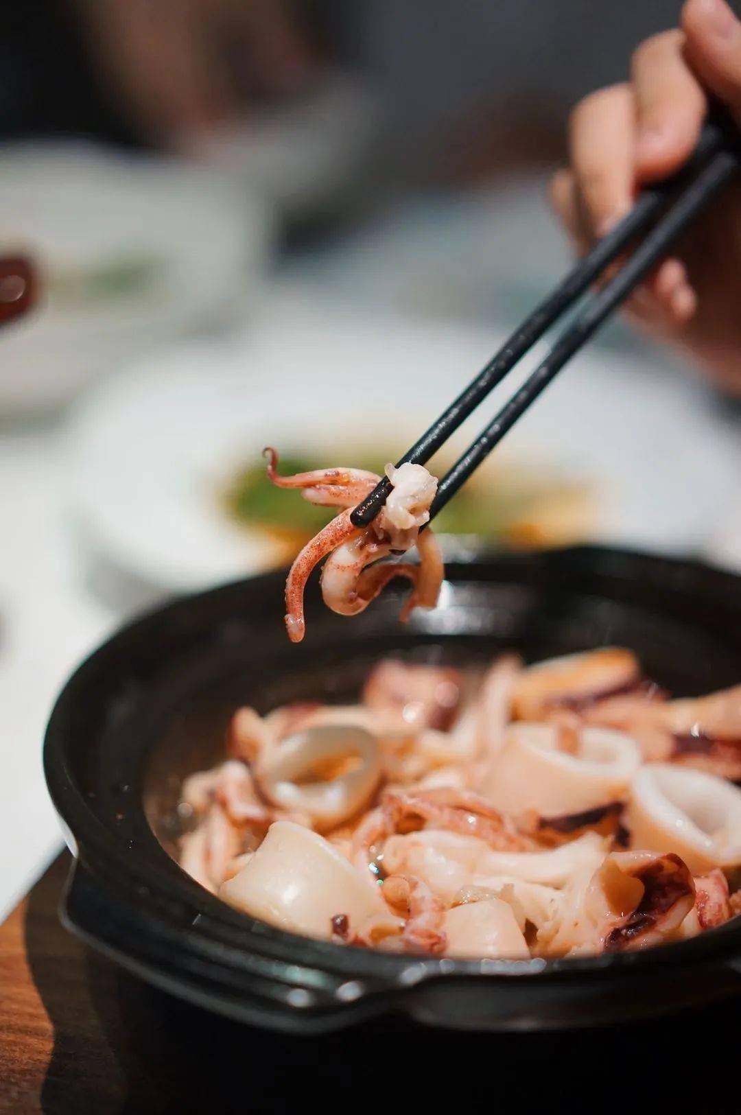 渔哥·湛江|魔都弄堂里得正宗湛江菜,领略中国最南端的美食_娄叶_公众