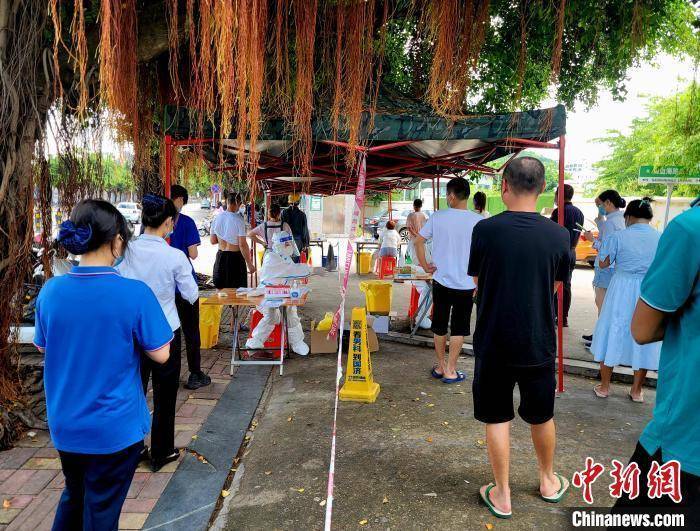 多地疫情快速发展，警惕秋冬季“双流行”风险