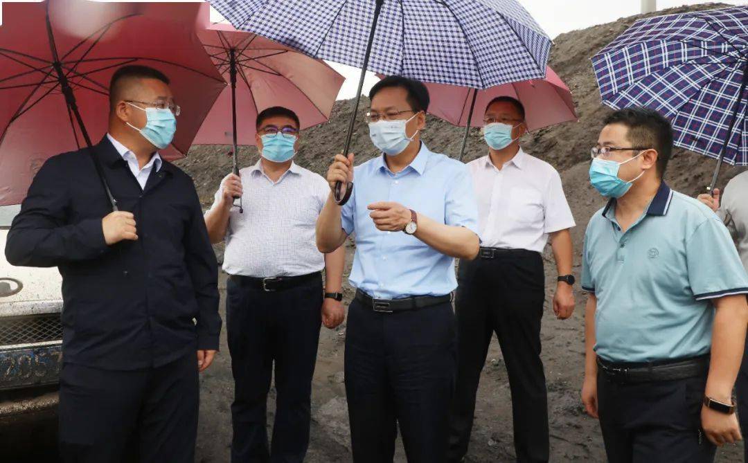 唐毅一行先后到来华银煤矿二矿,建安煤矿,乌海能源公司乌达区100mw