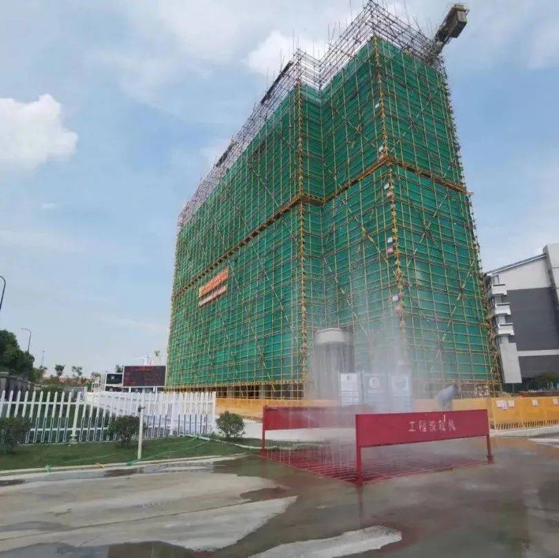 工地扬尘治理新举措：绿网覆盖技术全面推广 (工地扬尘治理十个100条措施)-初仟社区