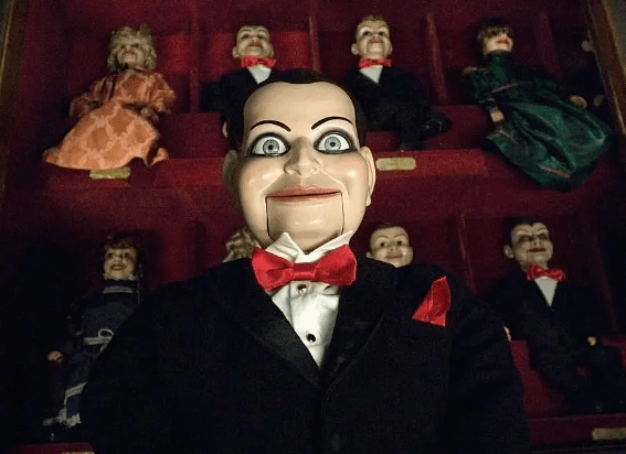 小心木偶,不要尖叫!