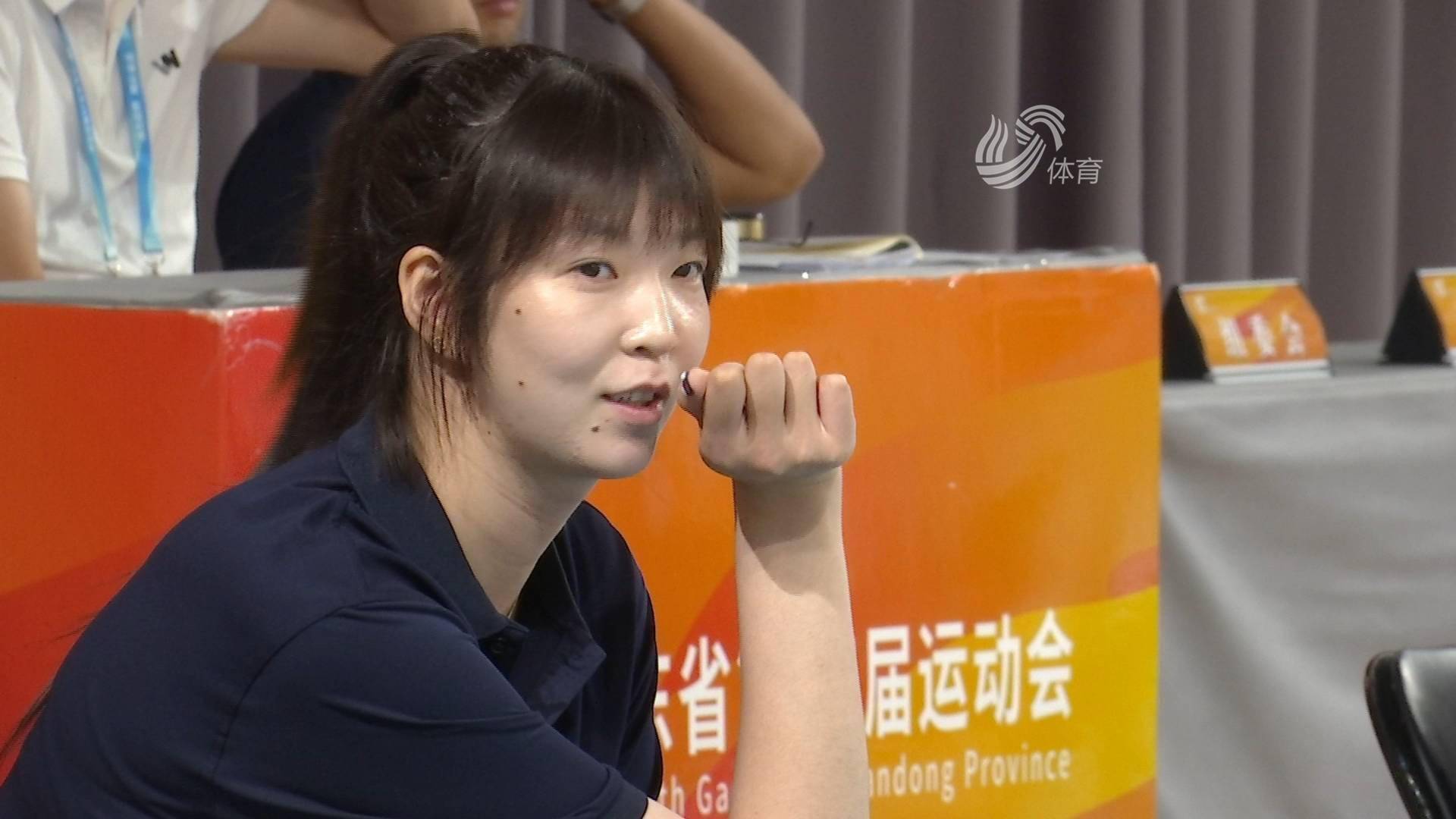 女排国手张倩拿起教鞭 期待突破自我完成蜕变_泰安市_排球_助理教练