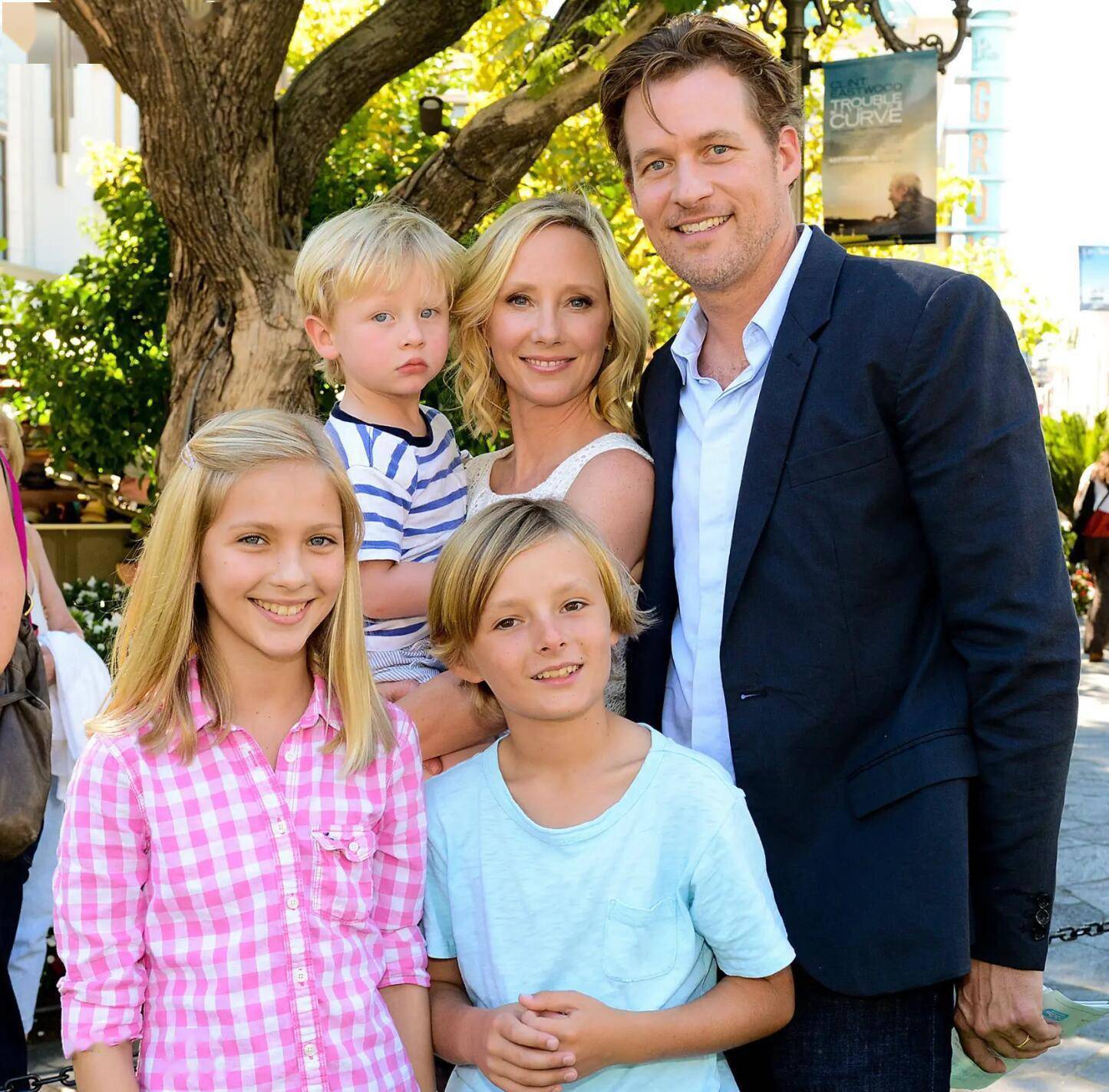 《六天七夜》女星安·海切去世年仅53岁 影坛著名双性恋 一生充满悲剧