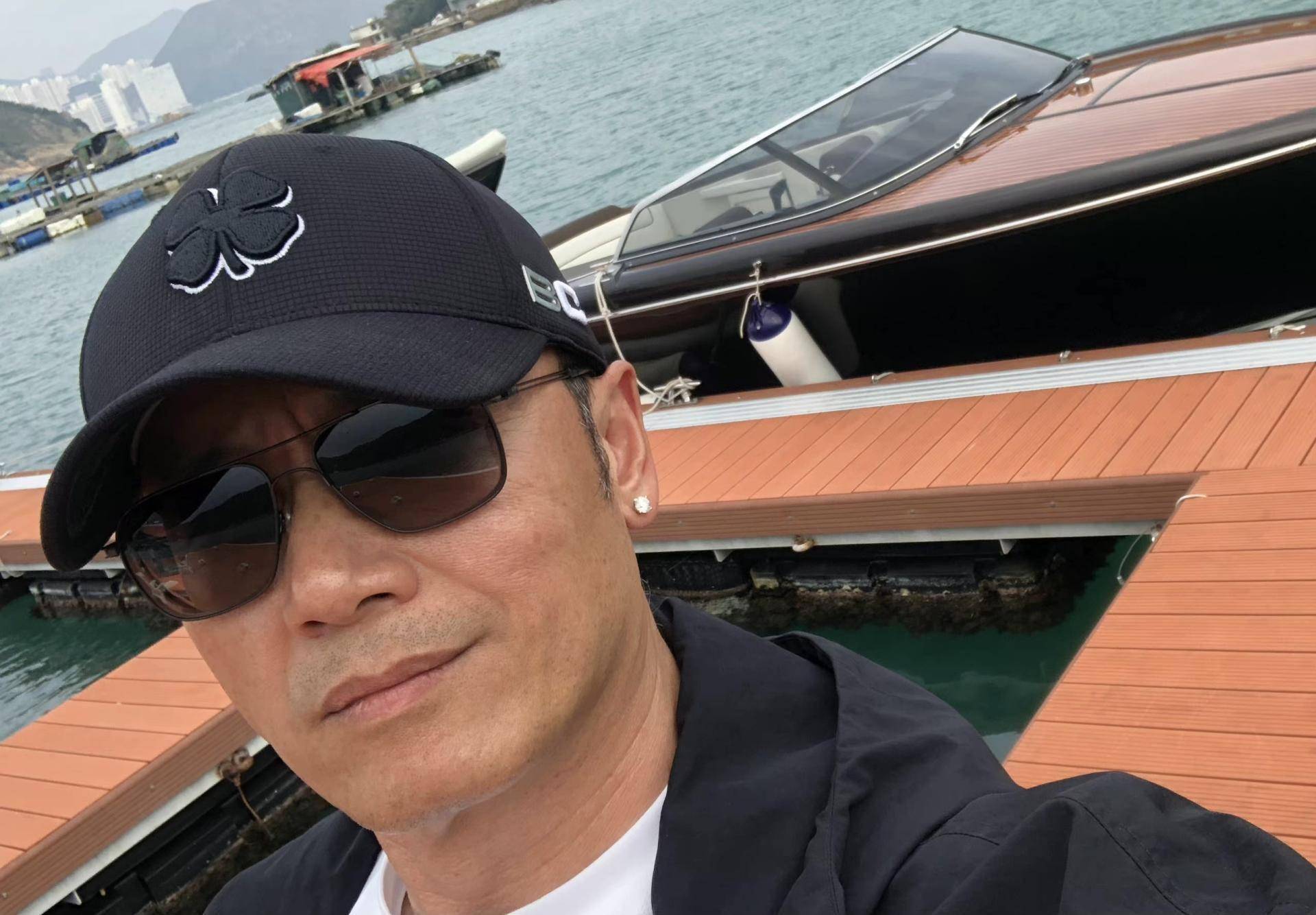 64岁知名港星获封中老天花板!