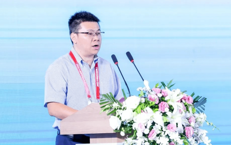 程东方在致辞中首先对前来参加峰会的各位嘉宾表示热