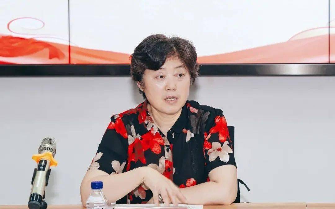 市区两级人大代表,区委副书记,代区长程松来到洛社镇代表之家,与惠山