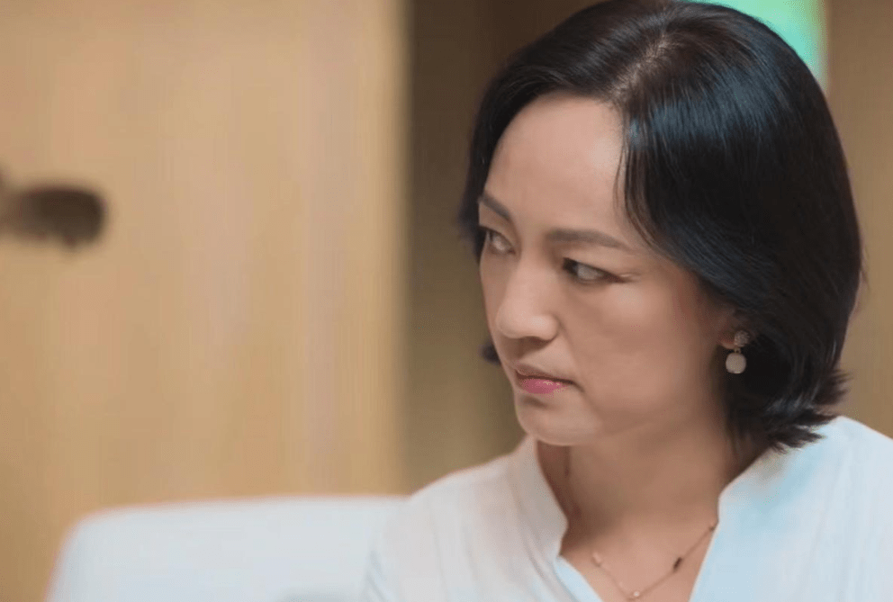 3》的黄金配角们,除了前央视主持人,还有华谊老板娘_罗海琼_剧中_钱洁