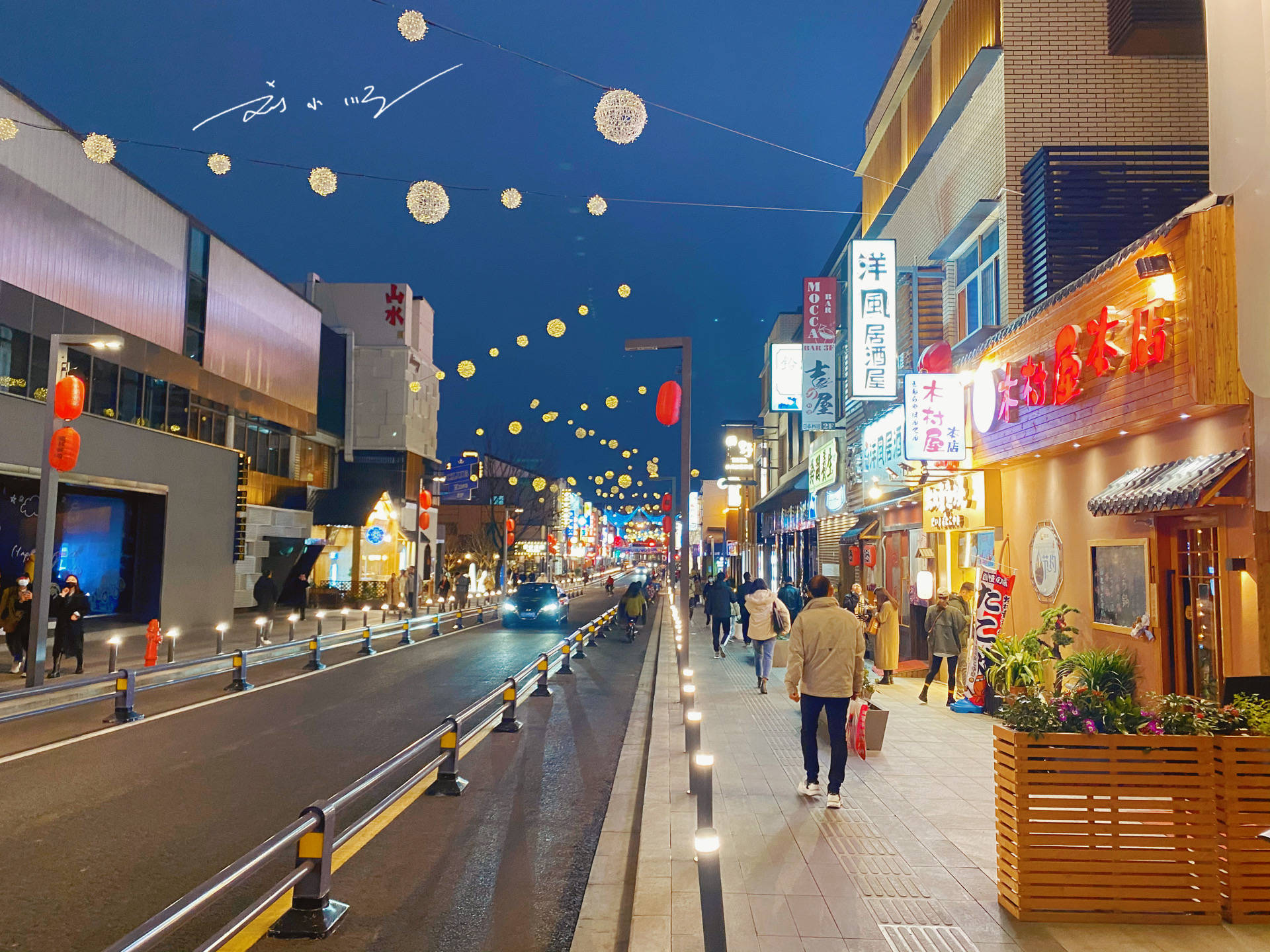 实拍苏州高新区的淮海街，因为太像日本街道，又被称为“日本街”