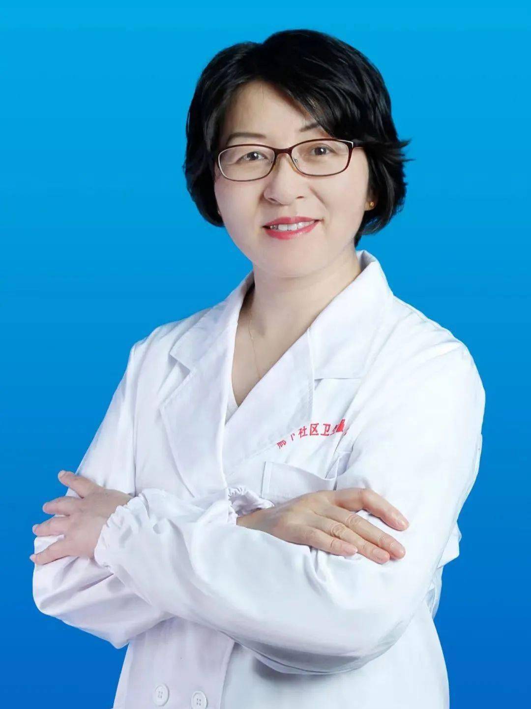 身着白衣心有锦缎|廊下镇社区卫生服务中心沈英获评金山区第三届"十佳