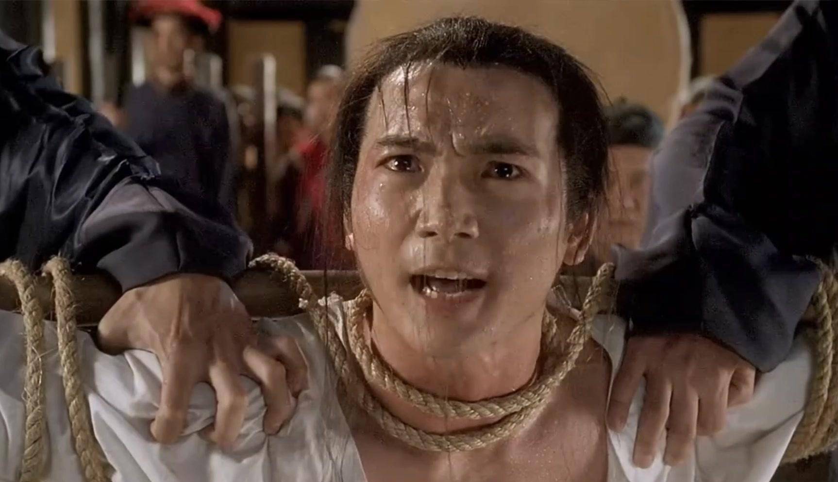 邹兆龙谈拍戏,很多年都演不红,刚演周星驰戏就被骂红了_常威_角色