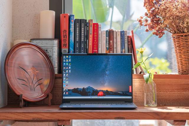 AMD 锐龙 7 6800H + RTX 2050 的 ThinkBook 14+,如何在轻薄本里卷出新境界?