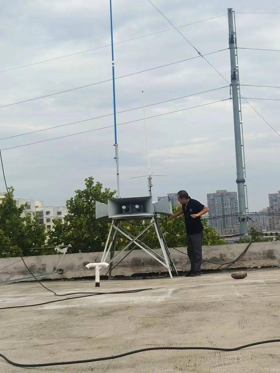 夏邑县人防办加强全县防空警报器维修检查_检修_工作_设备