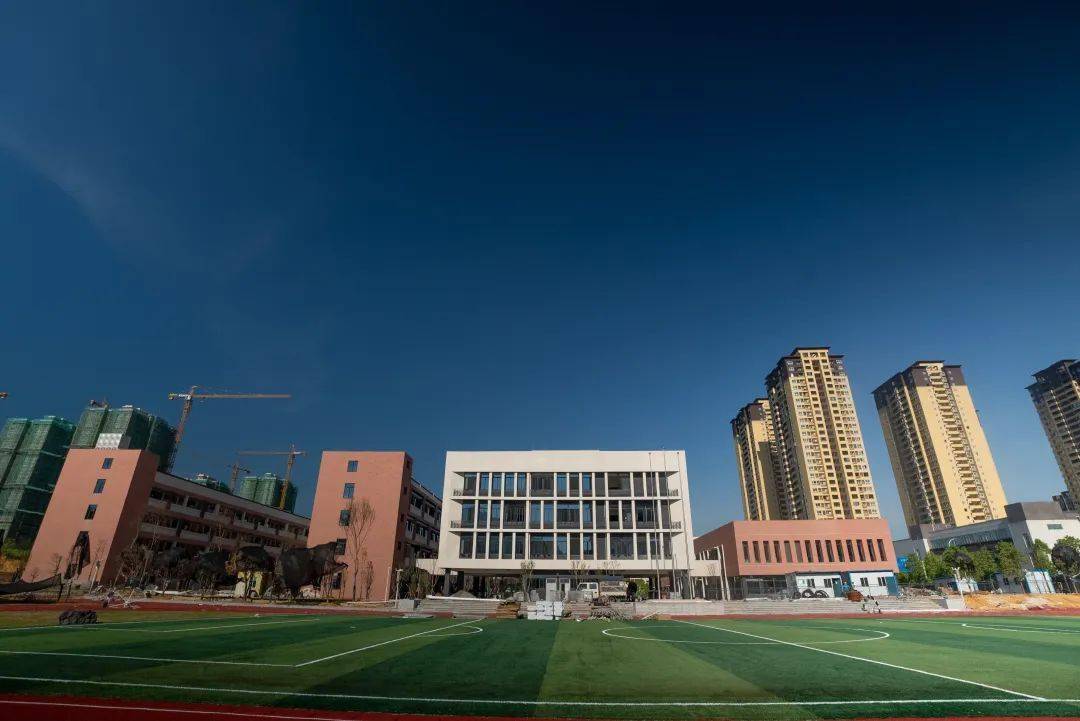 来源:鹭秀小学教育集团97乱弹:秀山县城的中轴线,"十字街"在哪里?