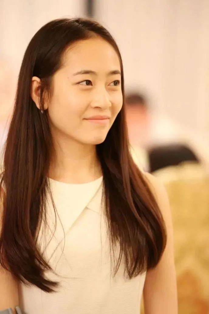 汶川地震李月所在学校废墟定要看看这璀璨人生我从黑暗走来你能飞蛾