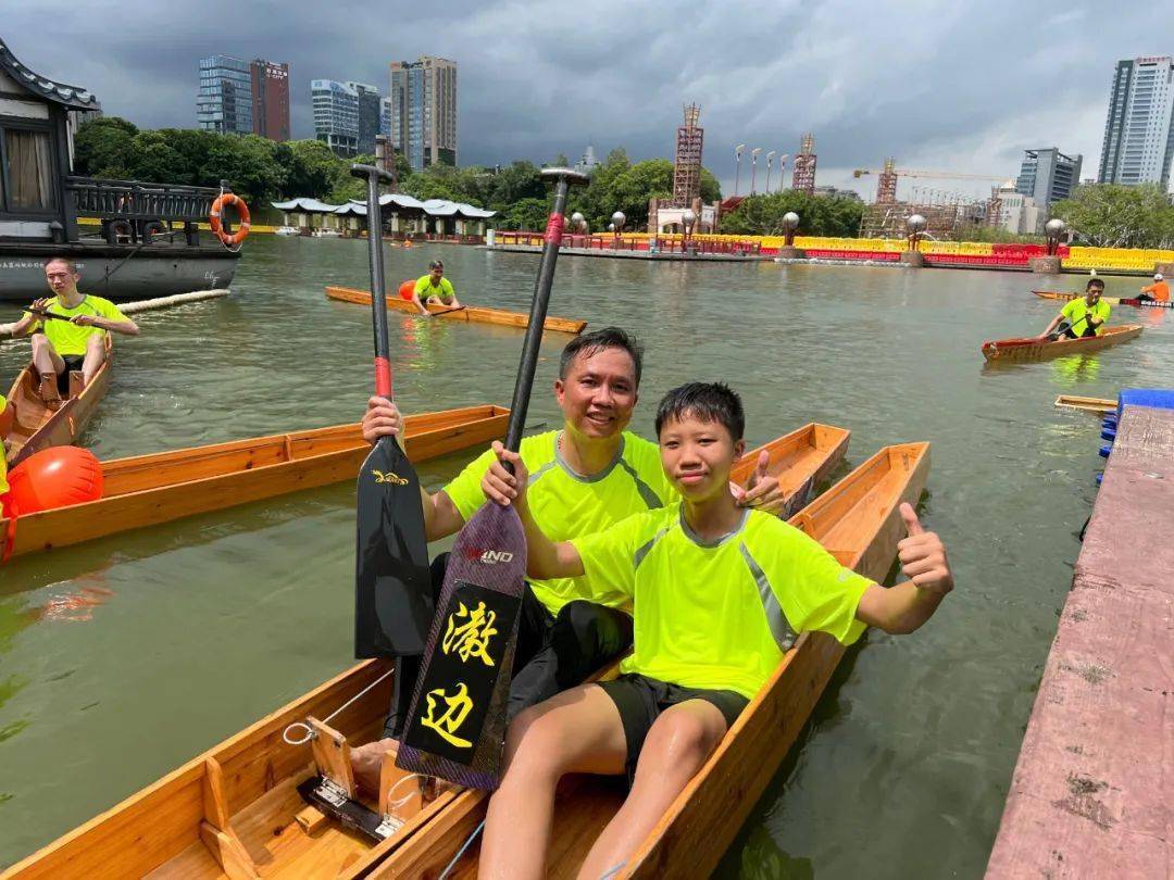 单人龙舟漂移,水上飞人上演!这个周末,千灯湖又潮又浪!