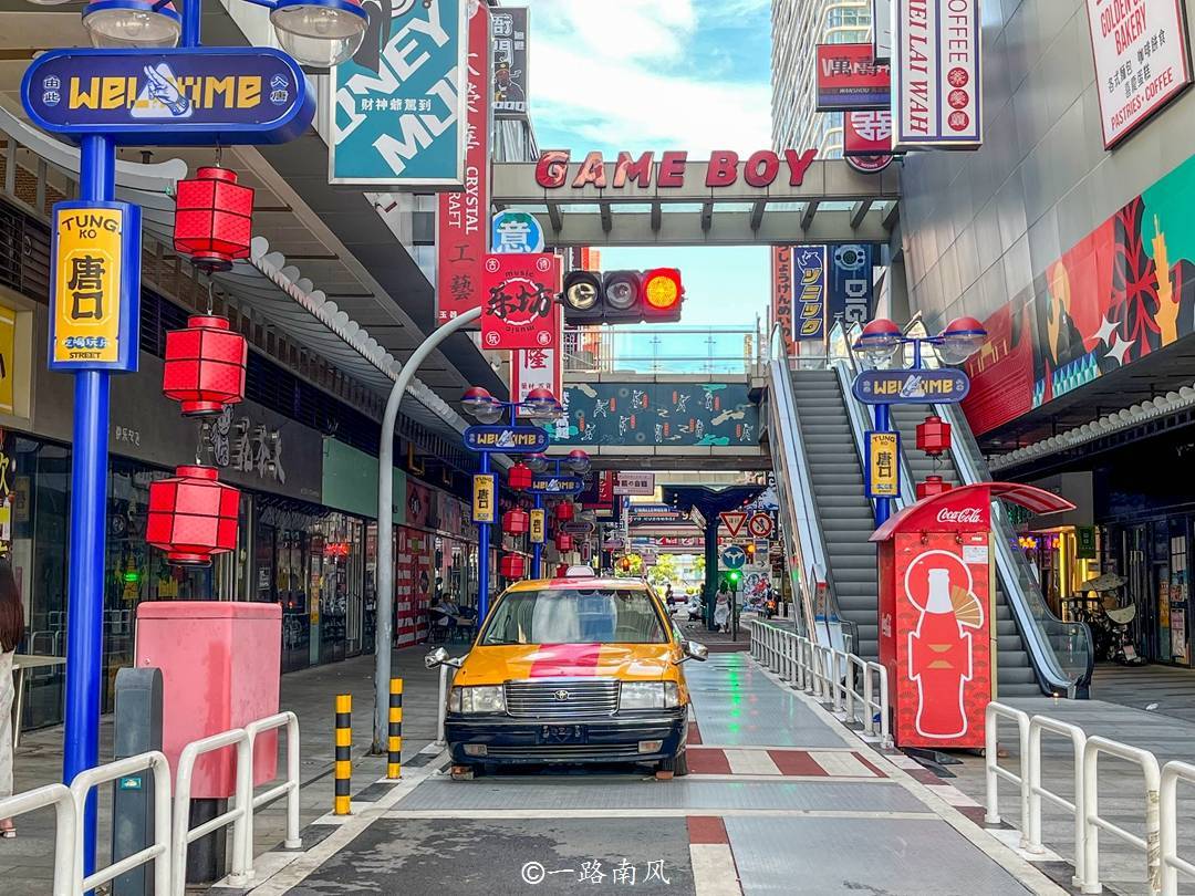 广州佛山交界处有条“日本街”，曾经游人如织，现在有点萧条冷清