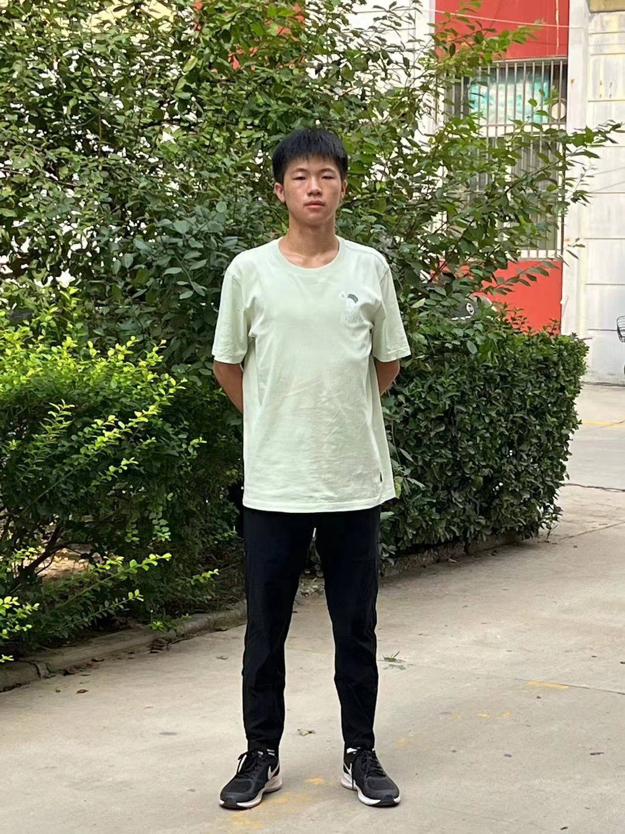 保定贺阳外国语学校孙艺卓梦想成真被空军青少年航空学校录取
