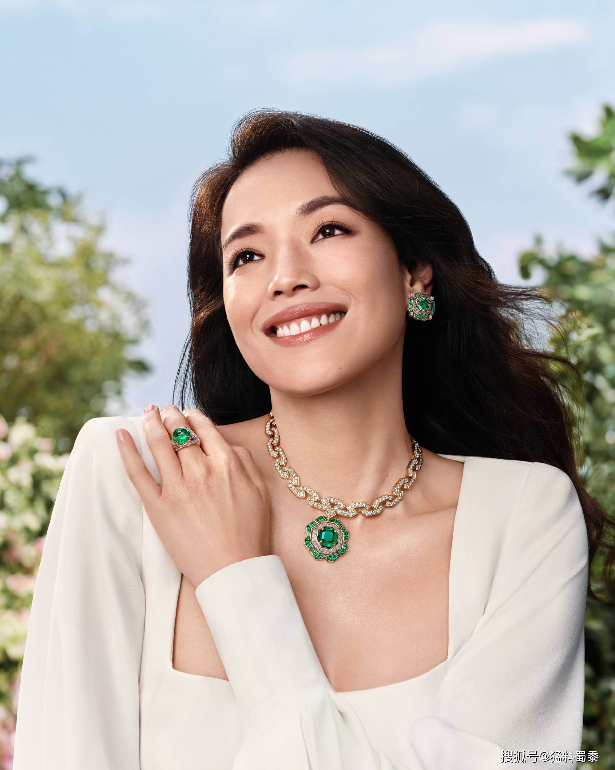 46岁舒淇最新时尚大片曝光 尽显华贵与高级 侧颜倾城妩媚_气质_大气