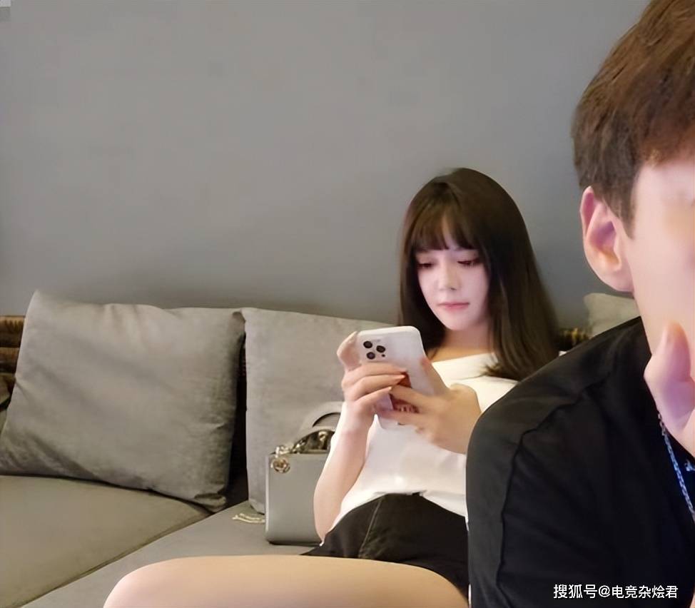 探花美女