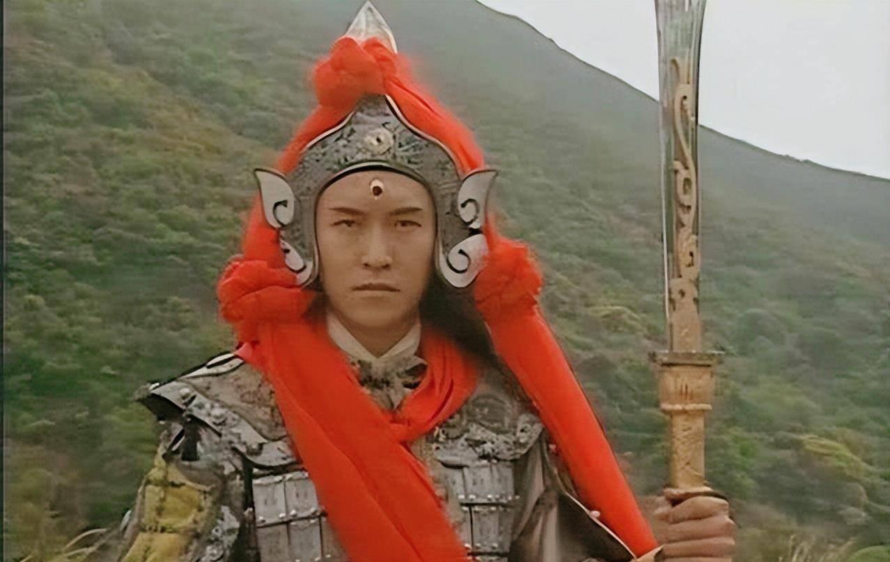 盘点9位二郎神杨戬:钱嘉乐经典,冯绍峰邪气,最帅还得是焦恩俊_吕颂贤